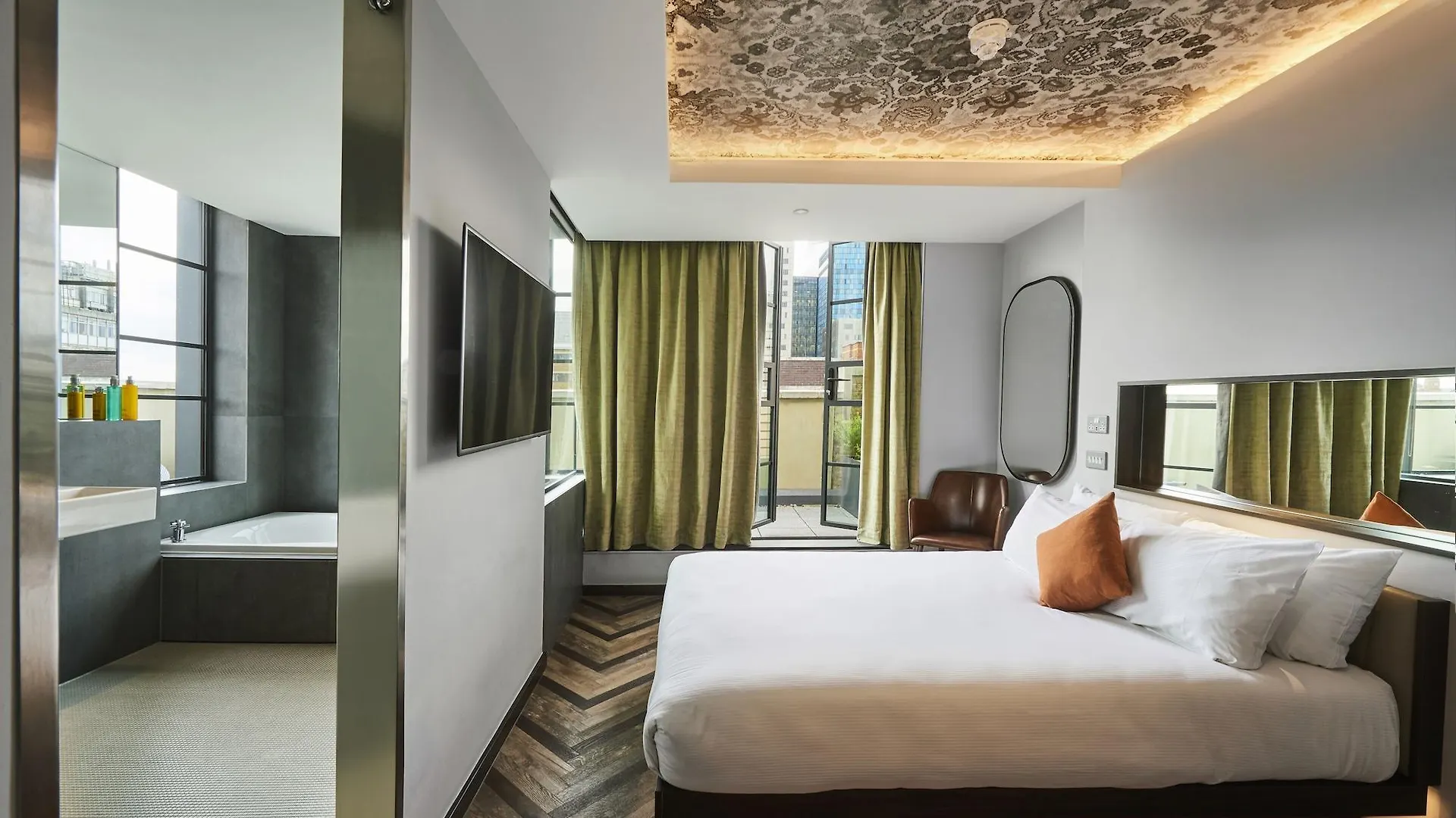 ****  New Road Hotel Лондон Великобритания