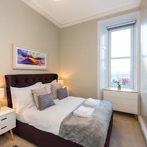 the-polwarth-apartment.edinburghhotelsuk.org/